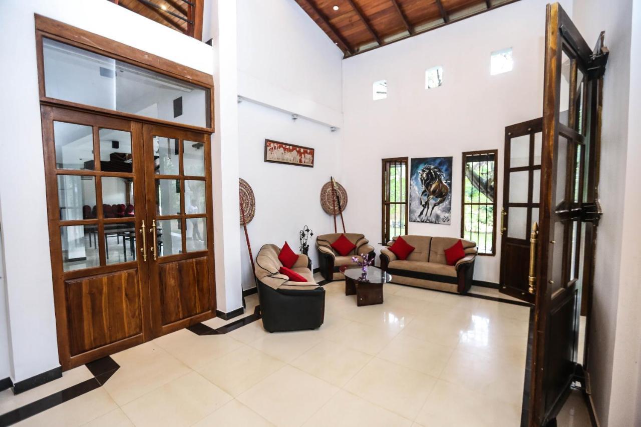 Grand Kalundawa - Dambulla'S Hidden Secret Hotel Kültér fotó
